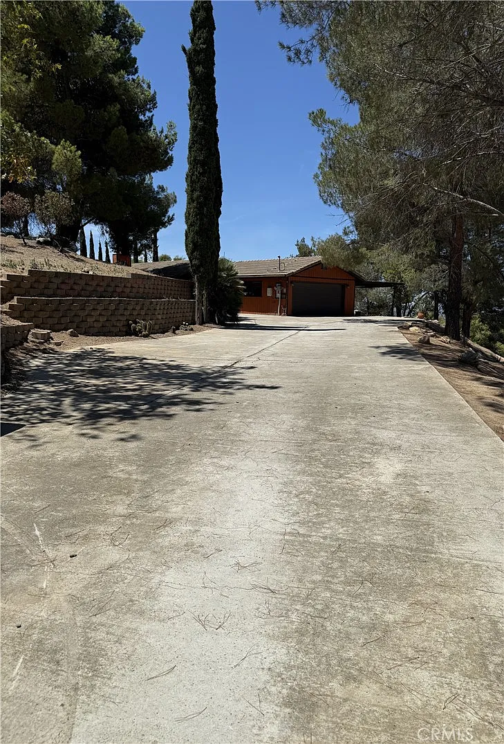 4 bed, 1742 sqft, $4,500 — Photo 3