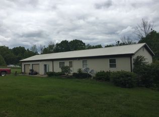 24438 Dixon Rd, Coolville, OH 45723