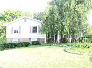 1304 E Holly Ave, Sterling, VA 20164