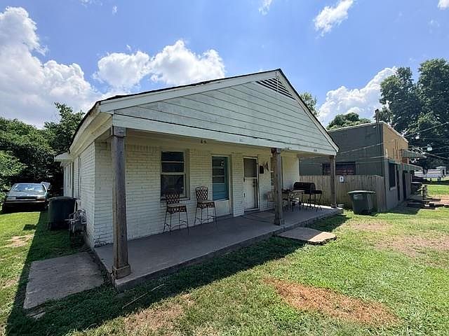 1st image of 1748 Kansas St