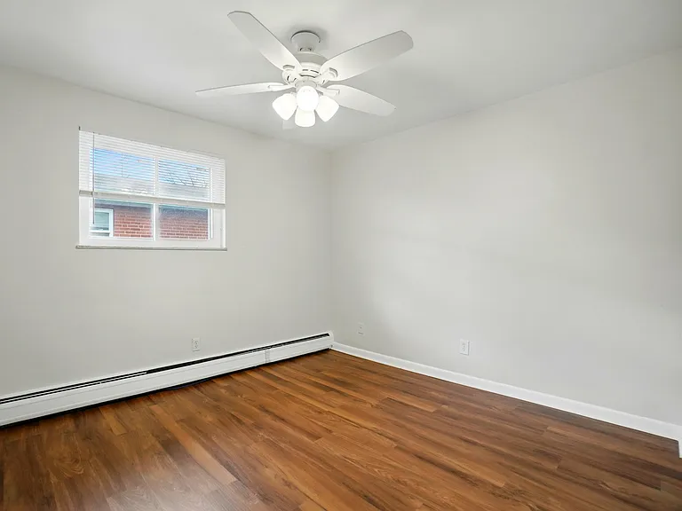 7839 Newbedford Ave #4 — Photo 22