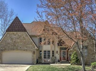 7614 Oakview Ln, Lenexa, KS 66216