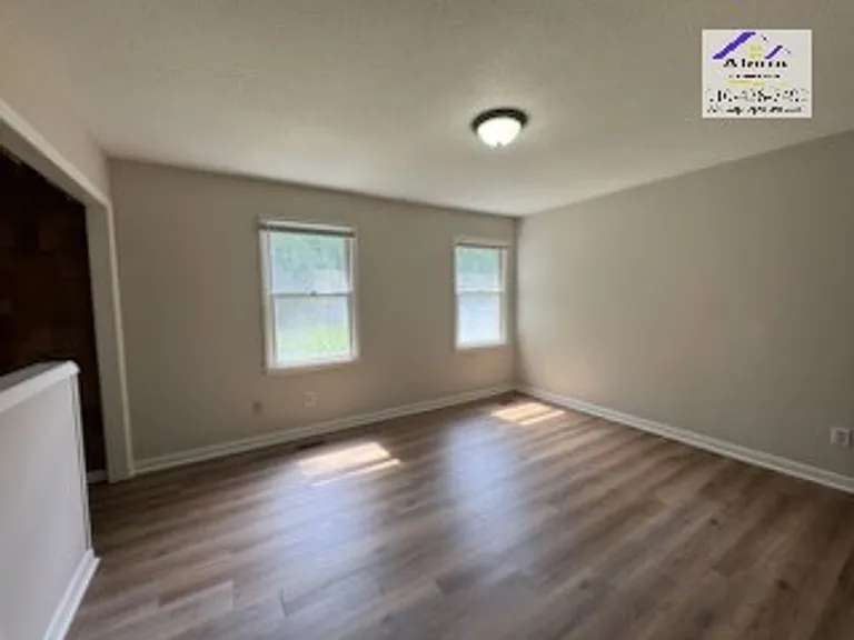 6263 Lake Trail Dr — Photo 19
