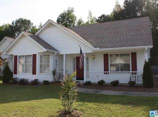 212 Brookhollow Dr, Pelham, AL 35124