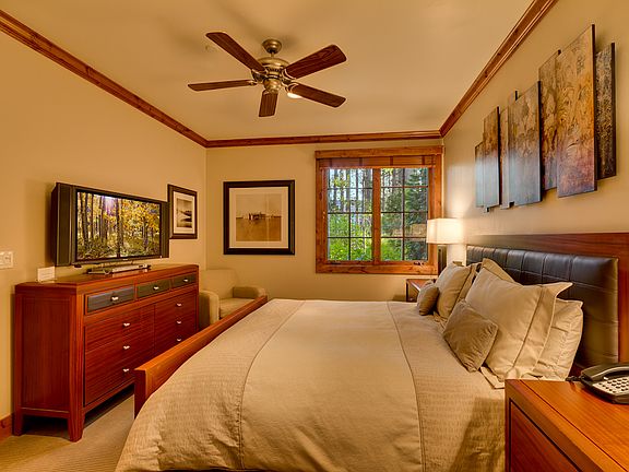3rd image of 3371 Lake Tahoe Blvd #3