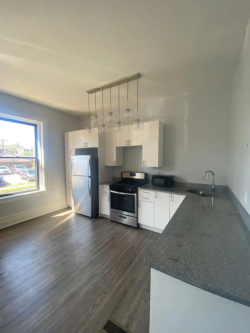 4901 Friendship Ave. — Photo 4
