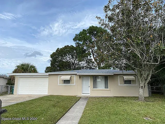 302 Georgetown Ave — Photo 1