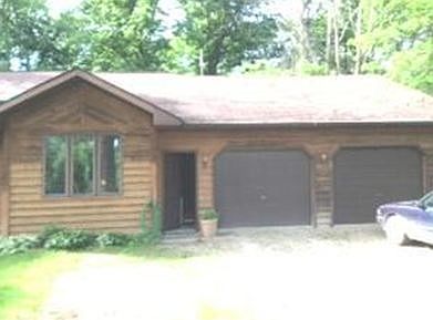 1st image of 953 Woodsmen Ct NE