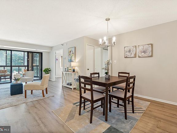 5th image of 15100 Interlachen Dr #4-420