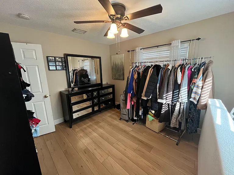310 Dorchester Dr — Photo 17