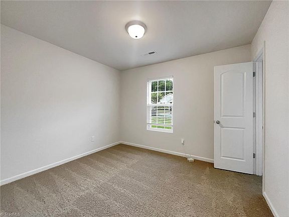 3rd image of 1117 Waterlyn Dr