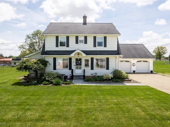 388 W Sunset Dr, Rittman, OH 44270