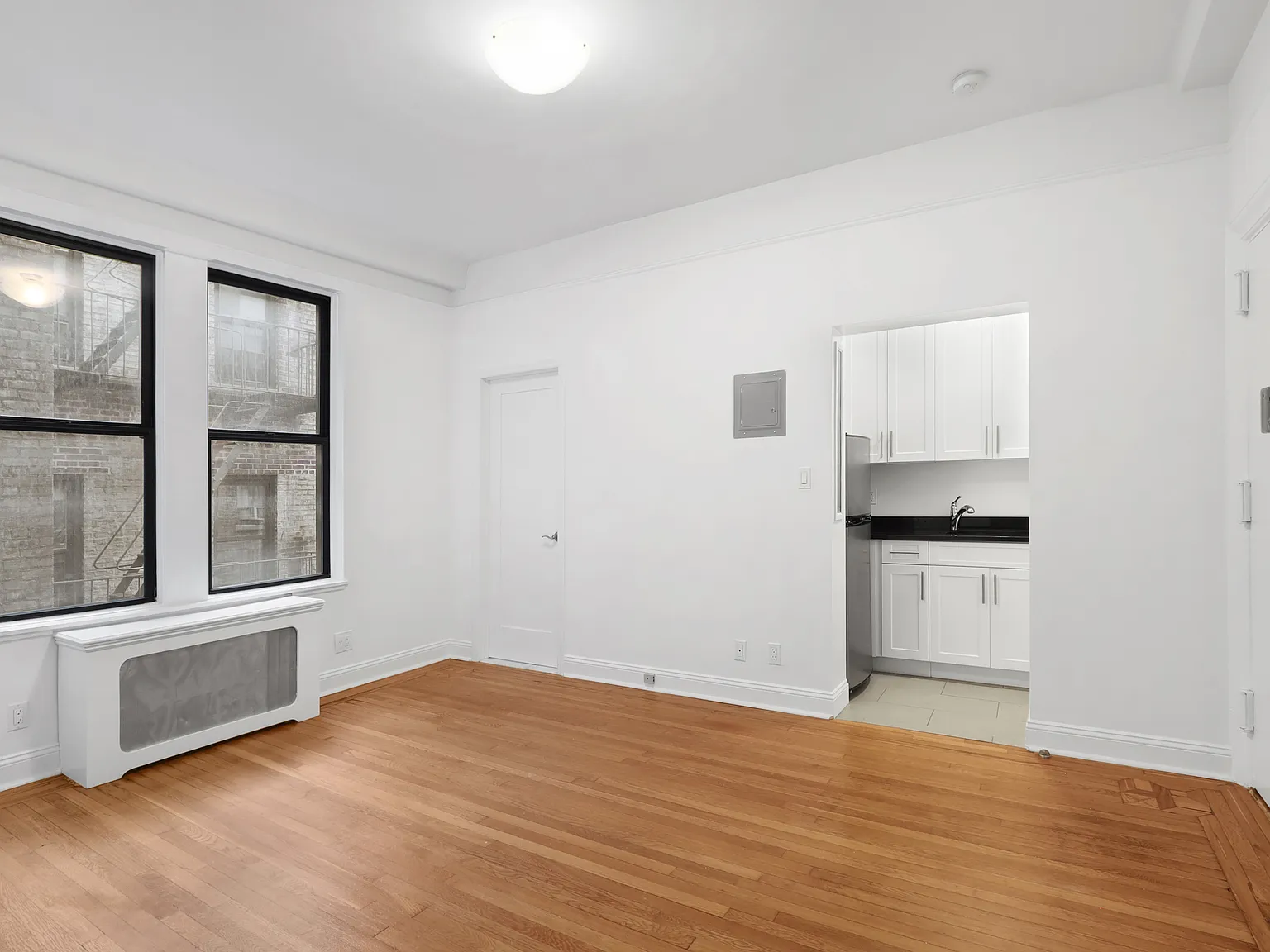 347 West 55th Street — Photo 3