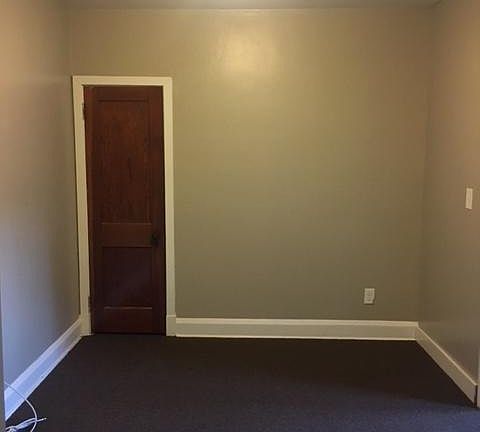 Bedroom for rent on 2nd level - $640
Note: this room has a closet; it does not have a window