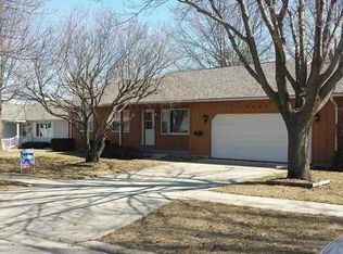 5837 Blue Sage Rd, Waterloo, IA 50701