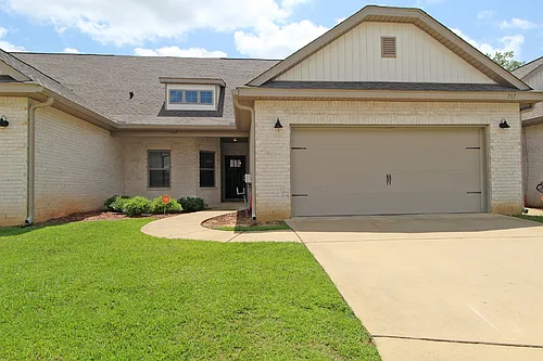 717 Brambling Ct Photo 1