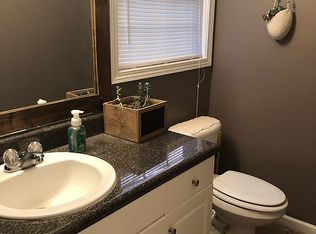 270 Waxberry Ct, Boiling Springs, SC 29316