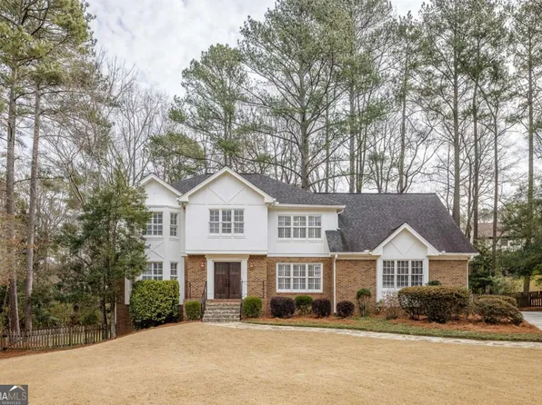 2395 Kimbrough Ct, Sandy Springs, GA 30350