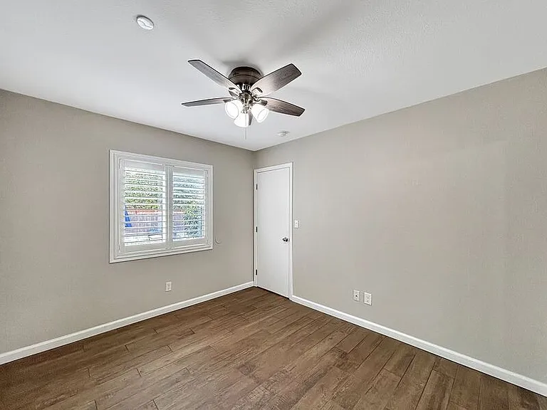 4214 Cleveland Ave — Photo 11