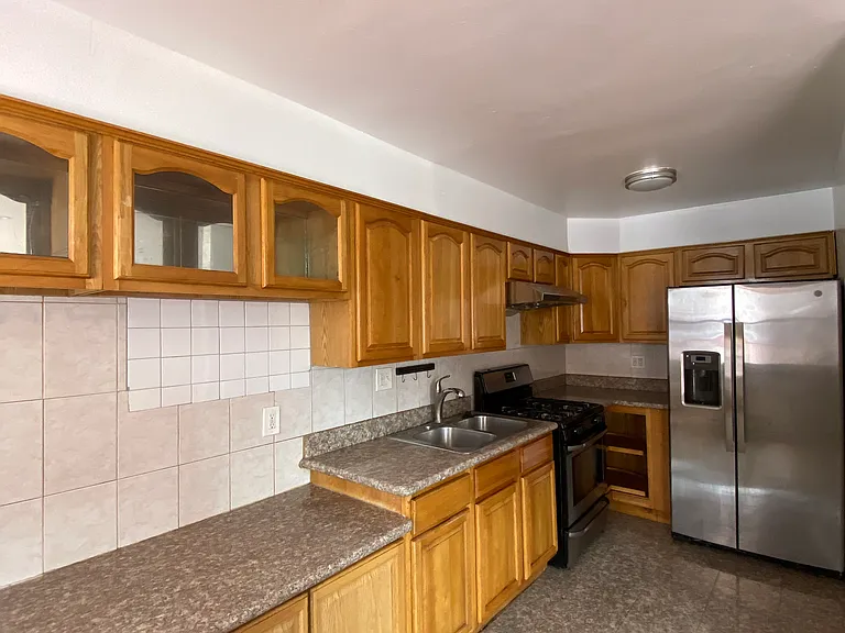 8732 Ditman St — Photo 5