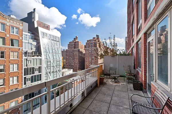 Rented by Compass | media 42