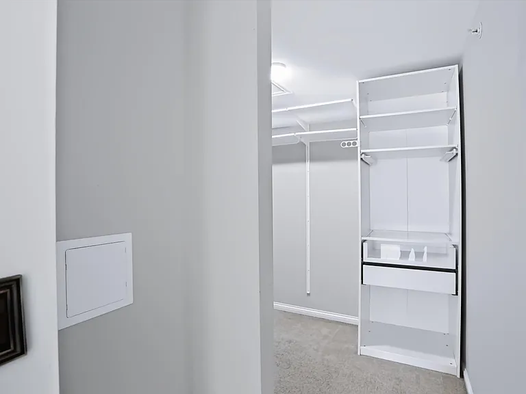 219 N New Jersey St #219D — Photo 19