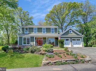 9373 Robnel Pl, Vienna, VA 22182