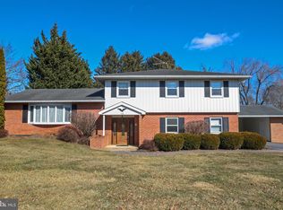 114 Greenwood Dr, Hagerstown, MD 21740
