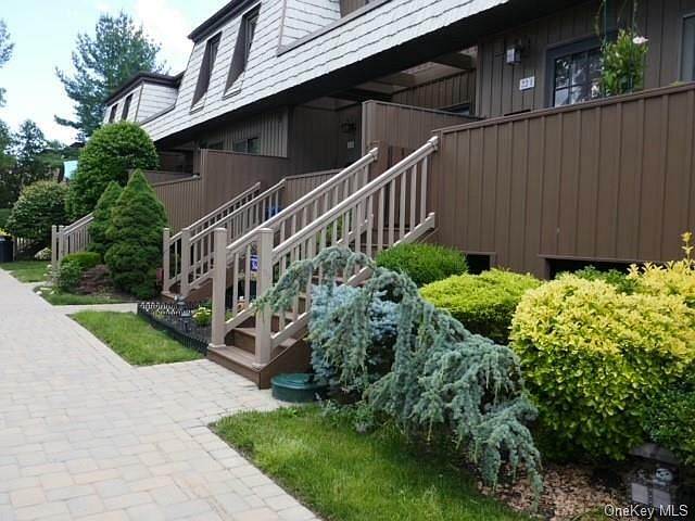 1st image of 22 Heritage Dr APT L