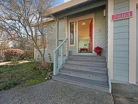 3rd image of 7803 Stefenoni Court
