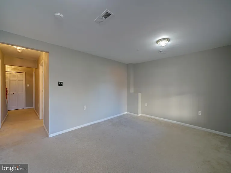 9314 Lawson Ln — Photo 42