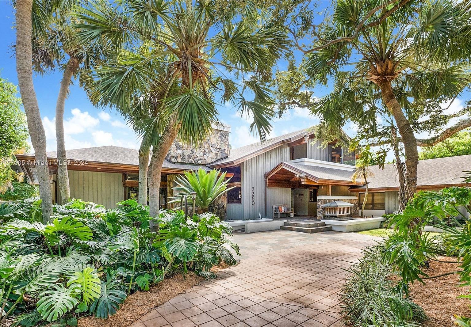 2350 NE 213th Ter, Miami, FL 33180 | Zillow