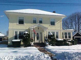 22 Fales St, Riverside, RI 02915