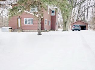 2546 Stillwater Rd E, Maplewood, MN 55119