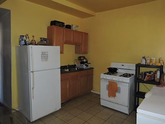 5th image of 11236 S Vernon Ave #2