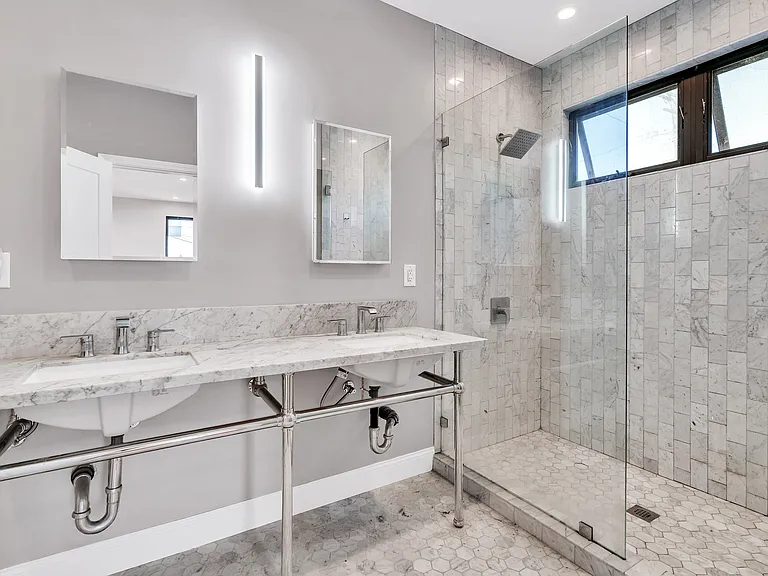 1275 S Cloverdale Ave #1 — Photo 21