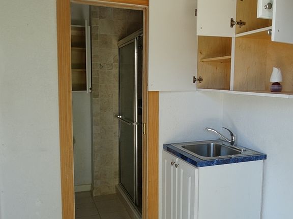 5th image of 1401 NE 32nd St