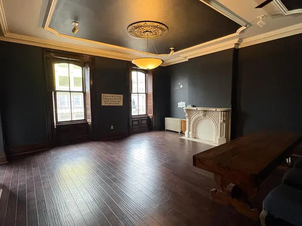 241 Northampton St APT 2, Easton, PA 18042