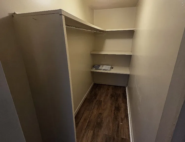 356 Savannah Ave #4 — Photo 11