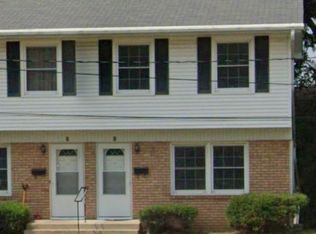 1648 Hilltop Pl #1, Freeport, IL 61032