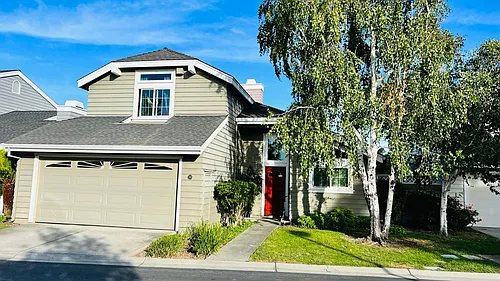 748 Newport Cir Photo 1
