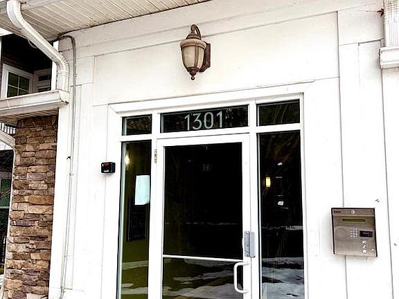 3rd image of 1301 Karen Blvd APT 201