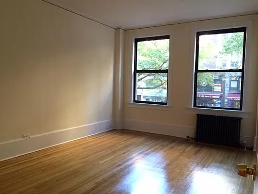 Rented by Luxor Homes & Investment Realty | media 21