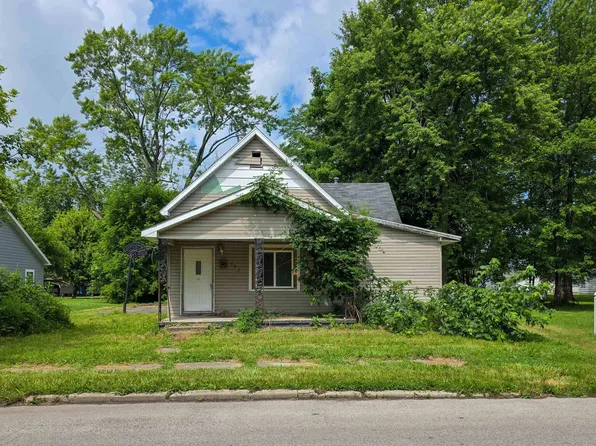 722 N Main St, Sullivan, IN 47882