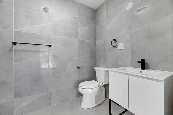 Rented by REAL New York | media 4