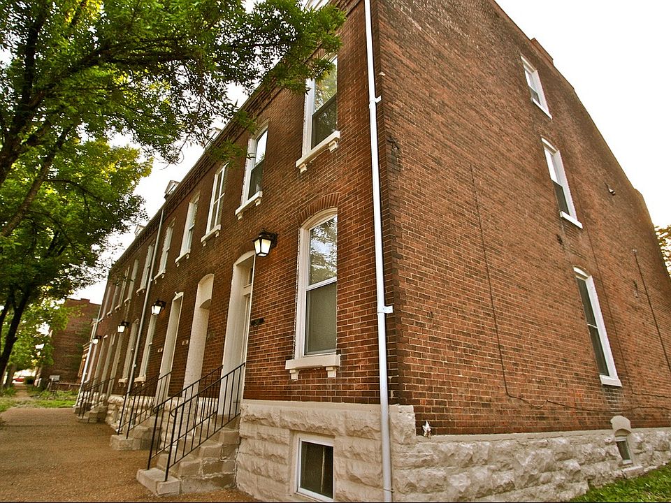 Barton + Menard St.