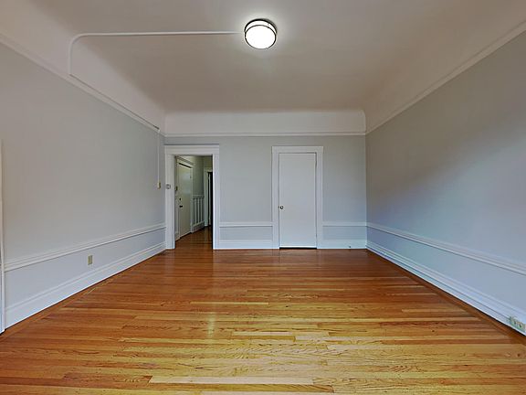 2nd image of 419 Pierce St APT 4