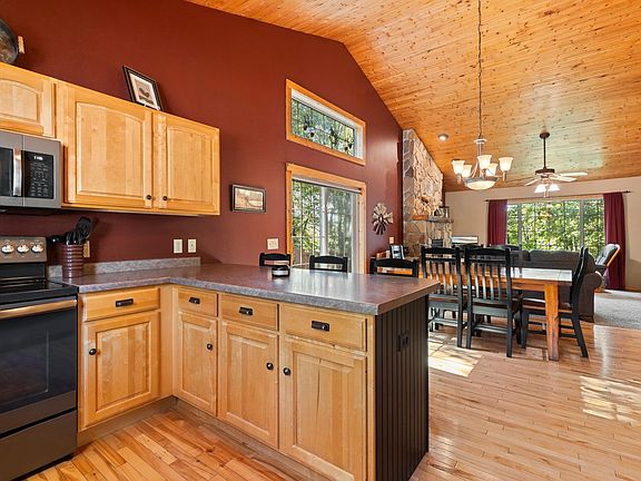 4th image of 29683 Percheron Dr