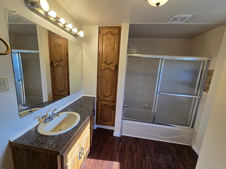 176 Mayar St — Photo 10