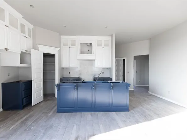9221 NW 119th St, Yukon, OK 73099